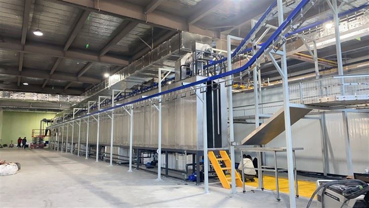 Llinell Gorchuddio Powdwr Awtomatig Llawn Ar gyfer Triniaeth Arwyneb Cynhyrchion Metel